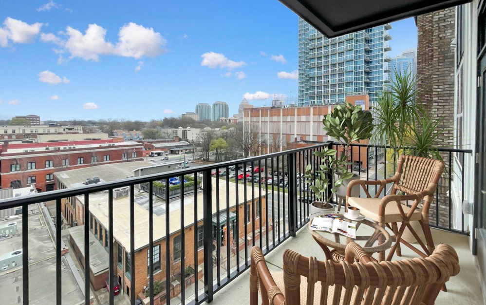 B3 patio at 500 West Trade Apartments in Charlotte, NC