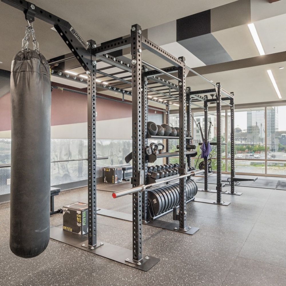 500 West Trade luxury apartments community amenity fitness center